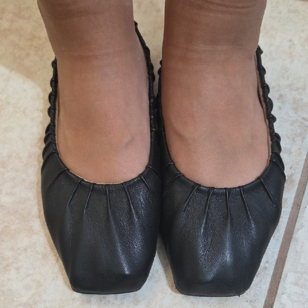 Sam Edelman Black Leather Flats